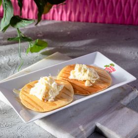 Honey and cream Pancake-بان كيك قشطة وعسل